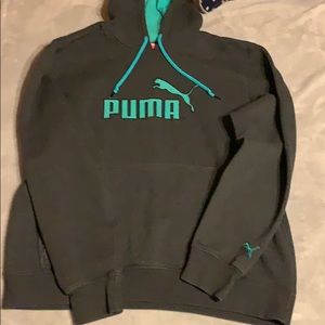 Men’s large puma hoodie